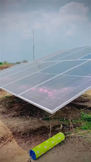 Raj Chourasiya on Instagram: "3hp solar system water pump full pressure ⚡⚡⚡⚡🌊🌊 #30mts pump #shredded #solarsystem #solarpower #follow #trendingreels #comment #likesforlike #trending #viralvideos #solarpower"