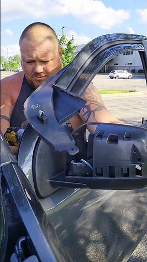 Chevy Colorado Mirror Assembly Replacement #semperfimechanic #mobilemechanic #chevy