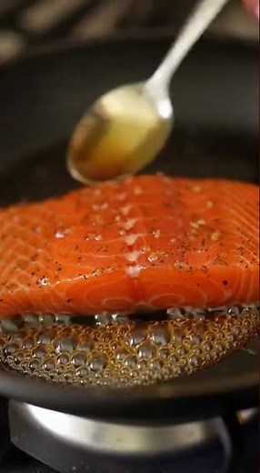 Quick & Easy Honey Garlic Glazed Salmon Recipe (10 Min Dinner) #SalmonRecipe