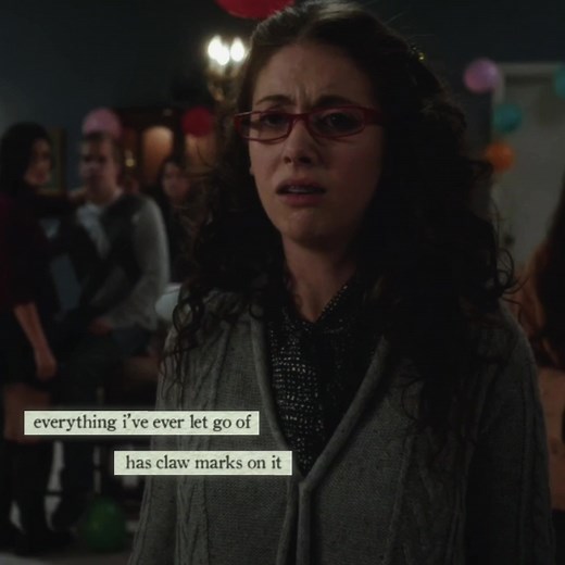 wailing and weeping over annie edison like im a baby ohhh she is everything to me #annieedison #community #communityshow #annieedisonedit #communityedit