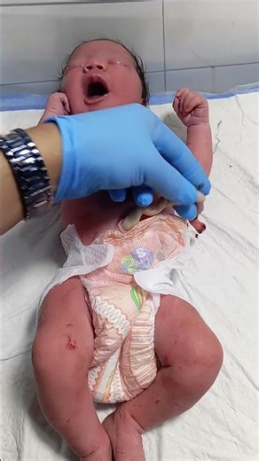 so cute baby and deleverd it home