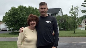 "It’s good to take life’s most painful situations and turn it into something beautiful." The Making of 'Emperor of Sand' | Part 9 New album available now: http://wbr.ec/emperorofsand | Mastodon