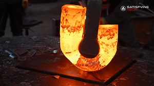 95K views · 1.2K reactions | We had a film on making big shackles the other day so when I found this one on how heavy chain is made I couldn't resist sharing it with you. I never knew so much work went into a chain link.It must have been some job forging these chains back in the old days. | Historic Vessel Vega | Facebook