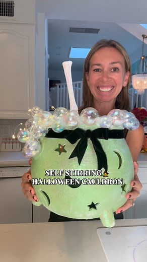 15K views · 509 reactions | SELF STIRRING CAULDRON DIY慄‍♀️✨ The magic...