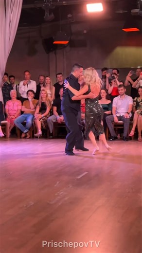 LE POST TANGO DANSÉ DU JOUR EVGENIA SAMOILOVA & GASPAR GODOY - EL LATIGO Joyeusement en mode milonga. | François Robin