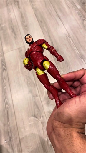 Marvel Legends Extremis Iron Man Review