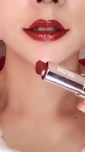 A Sophisticated Blood-Red Lipstick 💋 | Buy Without Swatching?#lipstick #shorts #trending