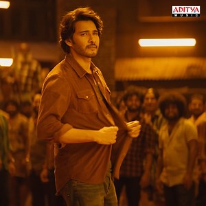 1.1M views · 10K reactions | Dance like nobody watching to this song #KurchiMadathapettiFullVideosong from #GunturKaaram movie  #adityamusickannada #MaheshBabu #Sreeleela #MeenkashiiChaudary #thaman #kannadasongs #trendingsongs #kannadamusic #trendingsongskannada #adityamusic | Aditya Music Kannada | Facebook