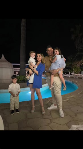 Family Poolside Photoshoot in Tropical Setting