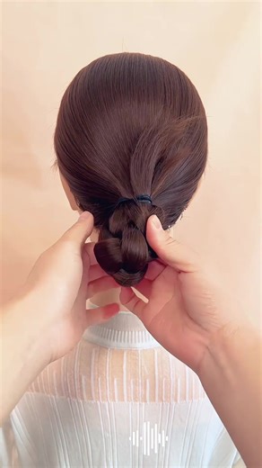 Decorative Hairpins: Stylish Accessories for Every Occasion