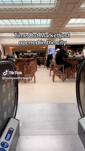 Here’s one of the city’s newest foodie spots: Time Out Market Budapest. 🍴11 restaurants under one roof 🌎 Cuisines from Hungarian to Asian, Portuguese, Italian, burgers & more 🍸 A full bar live DJs at night 🕐 Opening hours: Every day, from 11:30 AM to 11:30 PM 📍 Location Blaha Luiza tér, 1 #budapest #timeoutmarketbudapest #timeoutmarket #traveltips #budapestfood