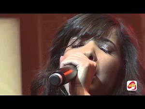 Indila - Run run - SCOOP Live