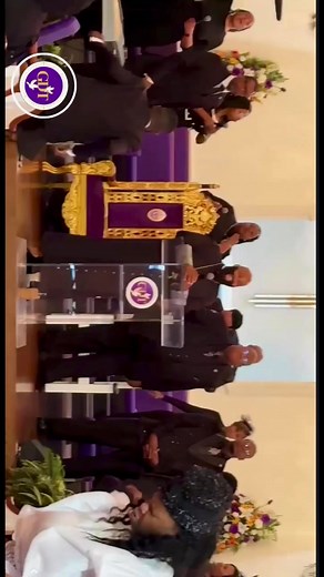 Somebody ought’ to help us Praise the Lord. But if you don’t… We’re still going to bless his name!!! 🙌🏽🙌🏽🙌🏽 #PraiseBreak #DanceAfterTheWord #JesusFolk #Praise #MoveYourFeet #ConvocationStyle #Dance | Greater Deliverance Temple