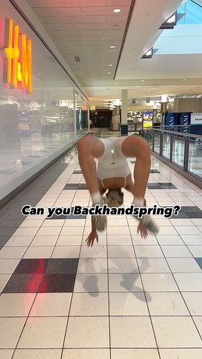 Kali Smallz | Lighting up the mall 💡 | Instagram