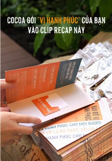 “Gói Vị Hạnh Phúc” là khi Cocoa được nhìn thấy mọi người tự tay gói ghém hạnh phúc của riêng mình bằng nụ cười, câu chuyện và sô-cô-la 🍫 Nếu có lúc quên mất mùi vị của hạnh phúc, cứ ghé lại Cocoa nhé, bọn mình luôn ở đây để gói ghém cùng bạn lần nữa 🥰 The Cocoa Project - Sô-cô-la cho mọi người - “Wrapping Happiness” is when we saw everyone creating their own little bundles of joy through smiles, stories, and chocolate 🍫 And if you ever forget what happiness tastes like, just drop by Coc