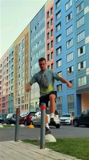 Unbelievable Stone Throw Trick at the Beach! #stunt #rnstund#trending #youtubeshorts #viral