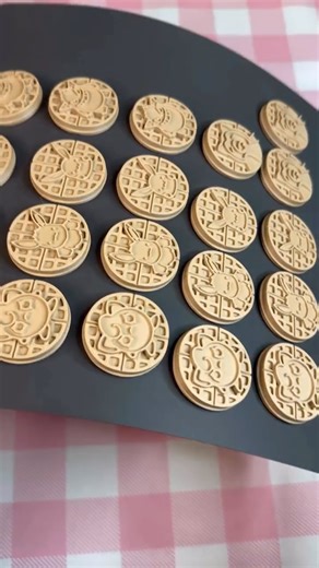 We All Love Crafts on Instagram: "Gotta click ’em all 🔴⚪️ This Pokéball waffle maker 3D clicker is the most satisfying fidget ever ✨ Who would you choose first? 👀 Design Credit: @littlecloud3d #pokeball #pokemoninspired #3dprinted #3dclicker #fidgettoy"