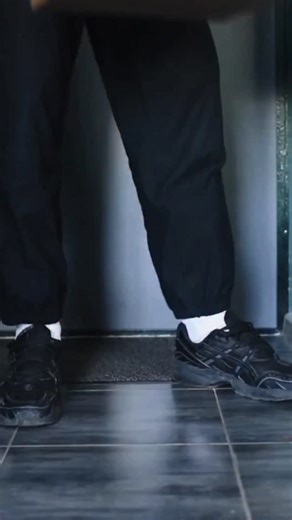 📦 Le gouvernement belge collabore avec d’autres pays européens pour introduire une taxe de deux euros sur les colis importés expédiés via des boutiques en ligne chinoises comme Shein et Temu Pour lire l'article complet, cliquez sur notre lien en bio 🔗 #shein #temu #belgique #7sur7be | 7sur7.be