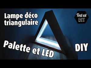 Fabriquer une lampe design avec de la palette et un ruban LED