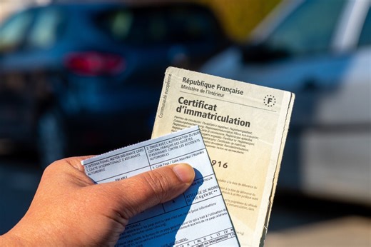 Carte grise : une autre raison de penser à changer son adresse