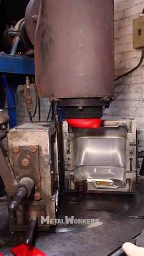 How Red Jerry Cans Are Manufactured: Process Overview