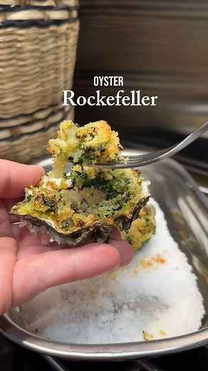Oysters Rockefeller Recipe #sofiaafoodie #oysters #rockefeller #recipe #seafood | Sofiaa Foodie