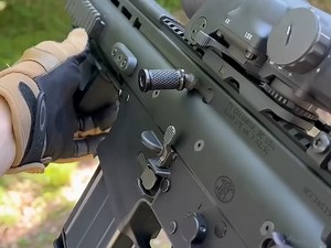 FN Scar 17（SCAR-H）