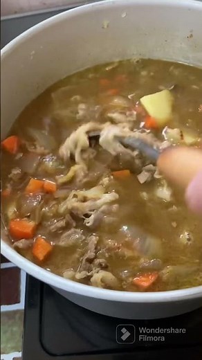 週一のカレー作り 大鍋で作る