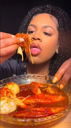 Delicious Seafood Boil 🦞🍤🦀 | Cajun seafood boil recipe with crab legs, shrimp boil, lobster tail,