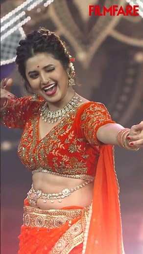 A Show-Stopping Performance at Filmfare Marathi Awards 2024