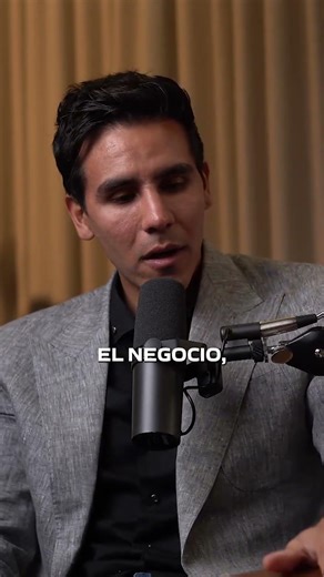 Comment FLIPP to hear the full episode with Alonso Arteaga on how to remodel and sell