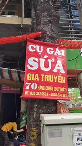 320K views · 6.3K reactions | 1. Sứa đỏ 70 Hàng Chiếu-30k/suất-bán từ trưa đến chiều tối 2. Bánh mì kẹp 5 tầng 3. Cu Đơ Hà Tĩnh 75k/hộp 5 cái | Bếp Trưởng Review | Facebook