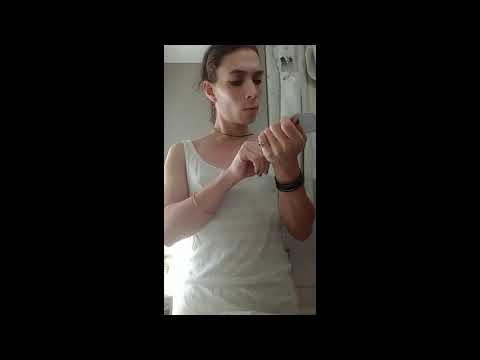 How to change a holter monitor