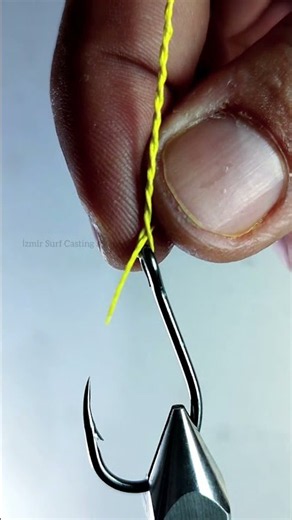 How to Tie a Fishing Hook in Seconds? Easy Knot! 🎣⚡
