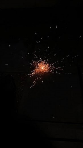 Fire Krackle | TNT Fireworks #fireworks #fireworkshow #pyro #pyrotechnics #tnt #tntfireworks #fyp