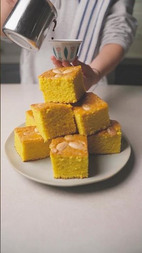 A Lebanese classic cake ‘Sfouf ‘ : aromatic and full of flavor