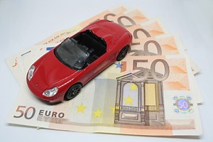 Assurance auto : vers une grosse augmentation en 2024 ?