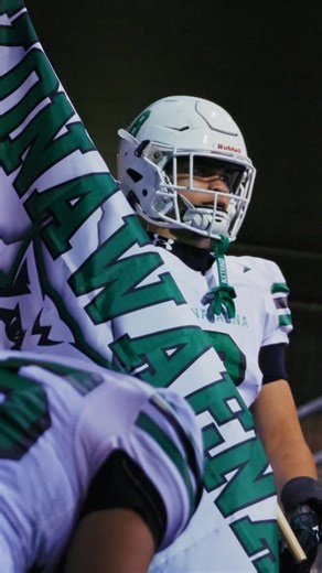 Mo Mane on Instagram: "H A I L K O N A W A E N A @kona.football took to the road as they closed out their regular season with a 50-6 win against the Hilo Vikings under the Friday night lights of Wong Stadium. #konawaena #wildcats #hailkonawaena #konawaenawildcats #zookrew #sportsvideography #sportsphotographer #sports #hawaiifootball #highschoolfootball #hawaiihighschoolfootball #bigislandsports"