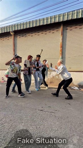 What I prioritize is not you. [MASTER KUNGFU] #martialarts #master #kungfu #training #action #shorts