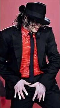 Michael Jackson Style Icons: Military Jackets, Gloves & Hats #michaeljackson