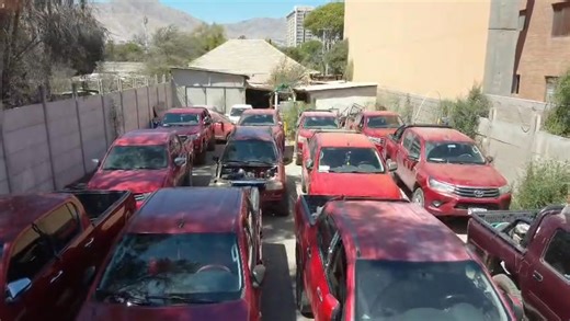 Fiscalía y PDI concretan importante golpe a organización criminal dedicada al robo de cobre en el norte Diiligencias simultáneas en tres regiones del país permitieron detener a 22 imputados, quienes serían autores de al menos diez violentos robos perpetrados a faenas. Con 22 detenidos y la recuperación de dinero y bienes por un monto cercano a los 328 millones de pesos, finalizó una investigación de la Fiscalía de Taltal y la Brigada de Robos de Antofagasta y Copiapó de la Policía de Investigaci