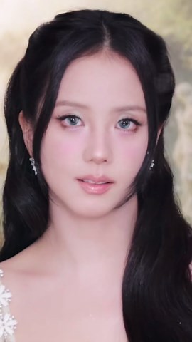 봄의 여신, 로판 여주 지수의 매력 탐구