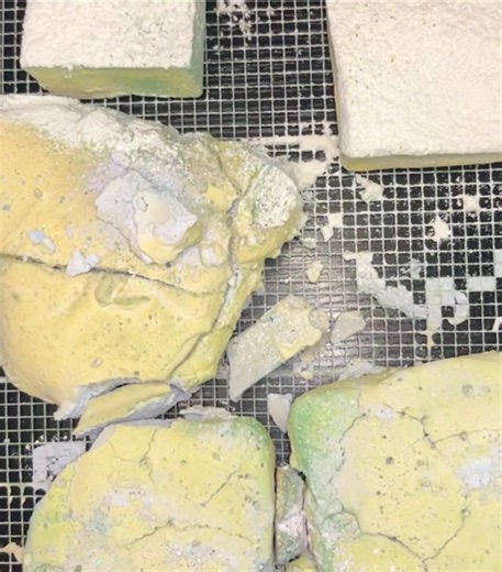 Satisfying Lush Crush ASMR Experience