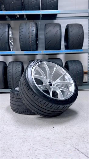 20x11” ET18 VS-5RS in Brushed Clear, wrapped in a 305/30-20 @michelin Pilot Sport 4S. ______________________ #bmw #g80 #g82 #g87 #bmwm3 #bmwm4 #bmwm2 #vs5rs #apexwheels #forgedwheels | Apex Wheels