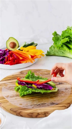 📌 CAPTION: The macrobiotic diet is more than food — it’s a lifestyle 🌱 From better digestion to long-term health, simple natural foods may support your body in powerful ways. Would you try this way of eating? 💬👇 🔖 HASHTAGS: #MacrobioticDiet #HealthyLifestyle #PlantBasedEating #WholeFoods #CleanEating