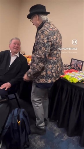 Always great to see @WilliamShatner and it was fantastic to meet #paulwilliams at @steelcitycomiccon #williamshatner #davedavies #PaulWilliams #Swan #startrek