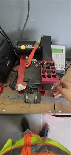 key cutting machine #automobile #lifeisbutadream #ihavethisthingwithplants #repair