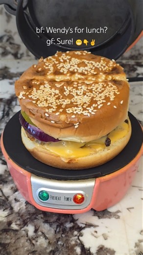 Double Stack Cheeseburger 🍔