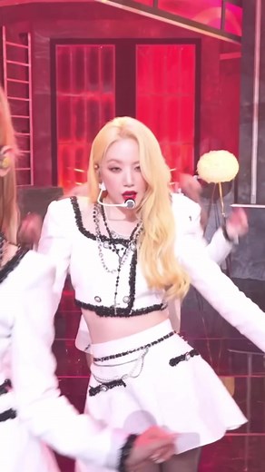 (G)I-DLE - NXDE Performance