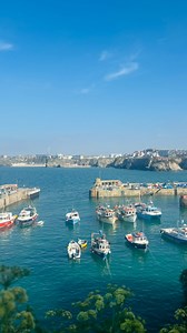 Newquay Harbour is a little oasis in the heart of the town. Go for a swim at high tide, launch a paddle board or enjoy dinner on the sand at The Boathouse. It’s a great place to watch the boats coming and going and of course meet Sammie the seal. 🦭 - - - #trevornick #holidaypark #newquay #newquayharbour #newquaycornwall #newquaylife #lovenewquay #cornwall #visitcornwall #cornwalllife | Trevornick